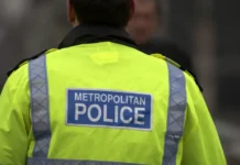 kir starmer i dauningstrit uverenno rassleduyut krazhu-urbandigest-ru-0