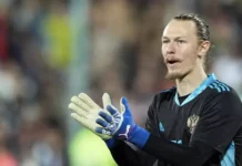 matvej safonov o prichinah chuzhih familij na futbolkah pszh-urbandigest-ru-0