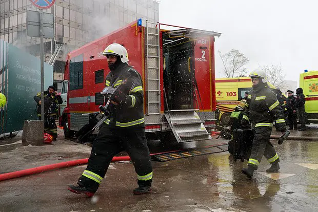 Собянин об оперативности служб при пожаре Алкона в Москве-0