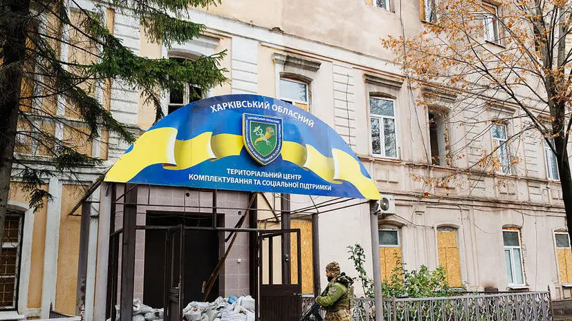 На Украине сотрудник ТЦК получил травмы при попытке мобилизации водителя