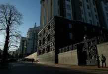 verhovnaya rada prodlevaet voennoe polozhenie 19j shag zelenskogo-urbandigest-ru-0