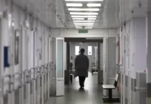 8 postradavshih ot udara vsu v starobelske lnr poluchayut pomoshh-urbandigest-ru-0