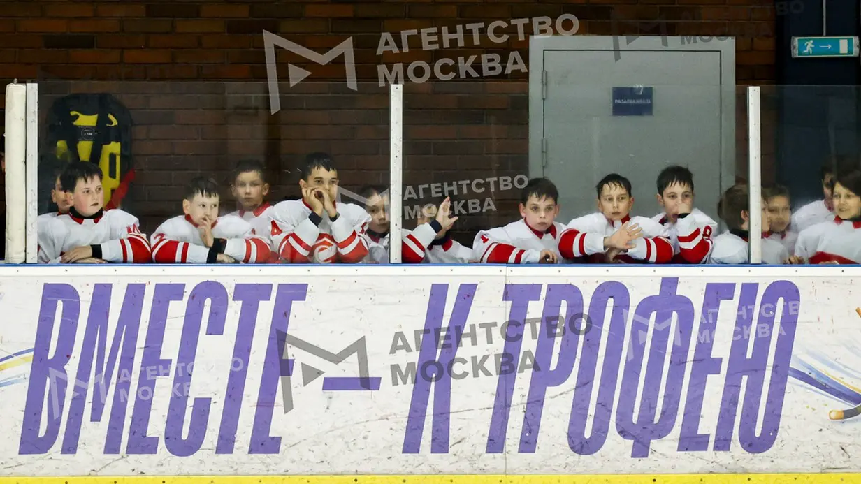 Гала-матч с легендами хоккея СССР и финал «Кубка адмирала Ушакова» пройдут 31 мая