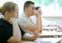 maklakov iz ano dialog regiony razvenchivaet mify o ege-urbandigest-ru-0