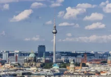 Берлин обсуждает изменения советских мемориалов и Иосифа Сталина berlin obsuzhdaet izmeneniya sovetskih memorialov i iosifa stalina-urbandigest-ru-0