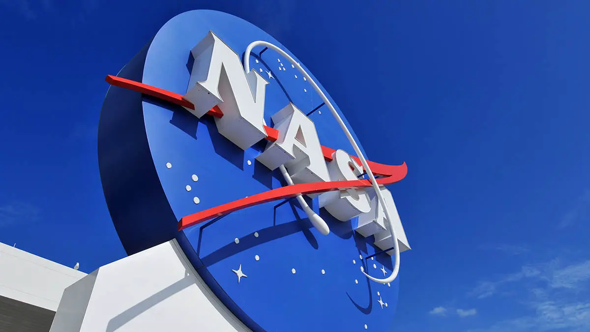 NASA назвало астронавтов, которые отправятся на Луну в 2027 году