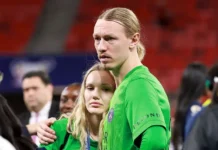 Матвей Сафонов и Марина Кондратюк отметили свадьбу с подарком от Басты matvej safonov i marina kondratyuk otmetili svadbu s podarkom ot basty-urbandigest-ru-0