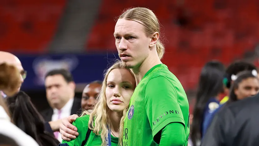 Жена Сафонова посвятила ему песню, написанную Бастой