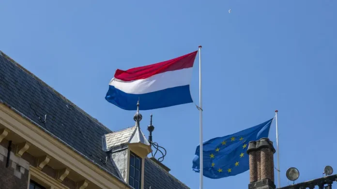niderlandy v es prizyvayut reformirovat pravo veto-urbandigest-ru-0