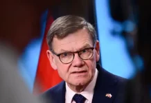 Вадефуль и Сикорский высказались об ультиматуме НАТО Украине vadeful i sikorskij vyskazalis ob ultimatume nato ukraine-urbandigest-ru-0