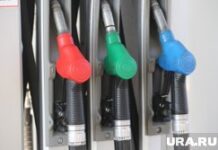 Динамика цен на топливо в Курганской области: рост стоимости премиального бензина АЗС. Тюмень