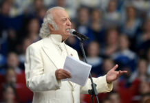 Следственные органы начали проверку по факту угроз семье известного поэта 7d85a2b0-70ea-4abf-ae95-81063fb12619-6773ecd1