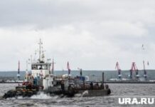 Сургутский суд приостановил использование буксира для обеспечения безопасности на реке Паромная переправа Салехард-Лабытнанги. Салехард