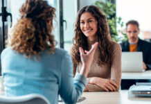 Психологический прием для укрепления дружеских связей 94bcab35-d6cc-460d-a025-5c357aa1b2d4-676a0d33