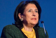 В Грузии разгорается конституционный спор вокруг результатов парламентских выборов 47b26063-8b29-44d2-ad2a-d48f9ebcf751-678eb302