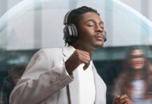 Беспроводные наушники стали одним из самых востребованных гаджетов 094e2d0d-6353-4592-ae2a-9a8d4afab89e-67be02c9