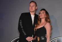 Трагический уход молодого таланта: спортивный мир скорбит о 32-летнем баскетболисте Янисе Тимме 299972ec-b3d3-430c-a3d0-2d2bfb4937bd-67b52ef8