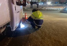 На Урале девочка получила травму в результате столкновения трех автомобилей 39acc40c-e34a-4b99-9ad2-0b30c4a36427-67be324f