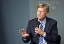 Отвергнутое перемирие: громкий ответ экс-послу США на обвинения против России 544dbd3c-ecf1-4335-a3ec-9722d453e23b-67c07396