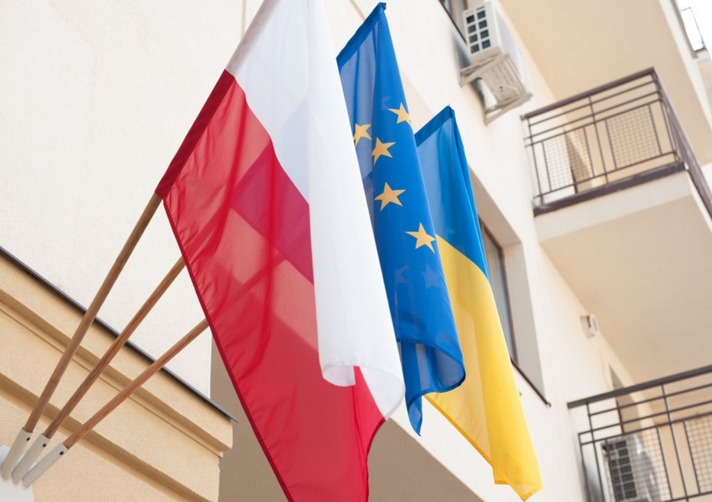 «Курва, слава Путину!»: украинская ведущая пожаловалась на прием в Польше