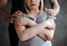 Банда лжеборцов: как охотники за педофилами сами оказались преступниками 82d9d6db-e4e4-4a01-b34c-c8d565d26a12-67bcb050