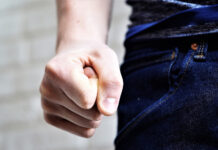 Конфликт в школе: инцидент на уроке английского языка в Нижегородской области 9703d7ca-1adf-4361-95a7-5c637b7696e8-67a7dbab