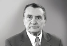 Ушел из жизни легендарный деятель театрального искусства Валерий Яковлев a06a5719-b551-4fd4-a231-ad62d14a00eb-67b9c3c2