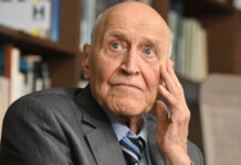 Известный телеведущий Николай Дроздов восстанавливает здоровье и готовится к праздникам b7324ee5-fdea-4ae4-90ba-c7c3573dc06d-67c18161