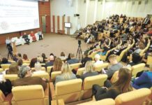 Россия активно развивает меры поддержки семей для улучшения демографии c7d60de5-7119-48db-bff9-df16aa406da6-67be21bb