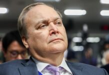 Анатолий Антонов занял пост советника главы ВТБ после дипломатической миссии в США e941550d-29ca-45d5-8634-306d036e1656-67b706cd