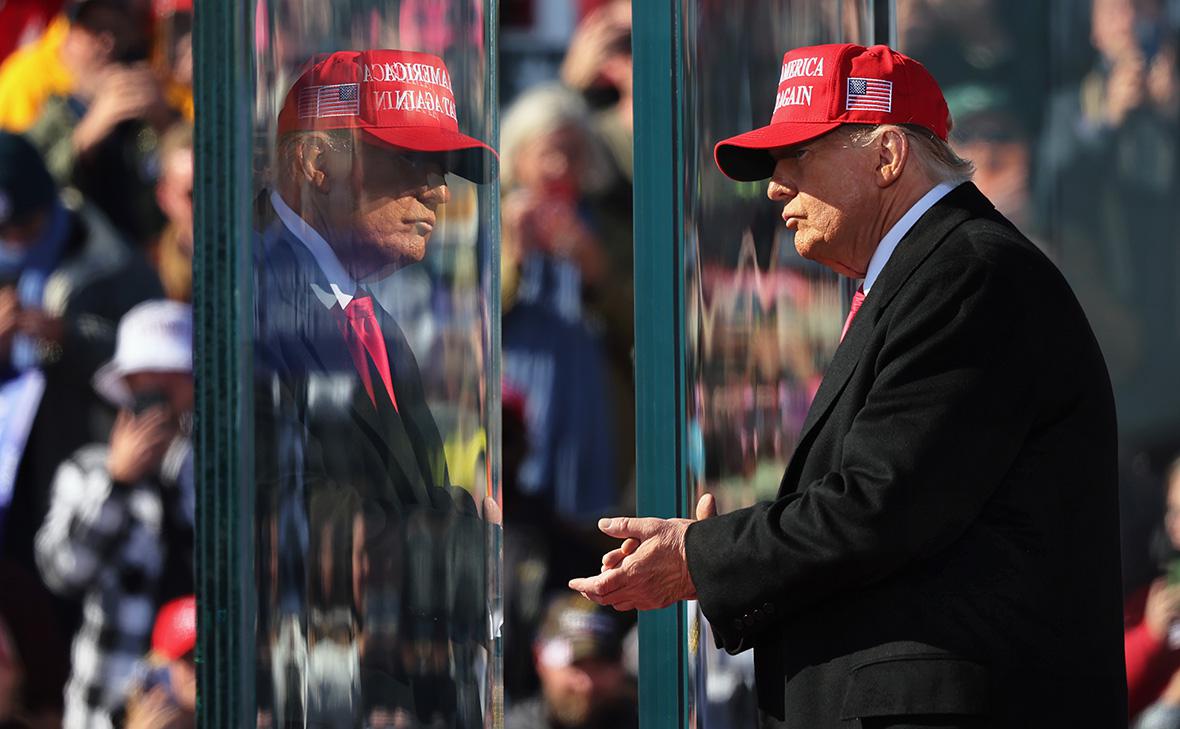 Дональд Трамп (Michael M. Santiago / Getty Images)