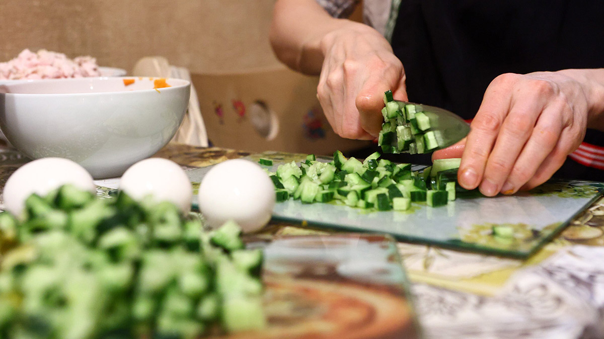 Гастроэнтеролог рассказала о самом вредном продукте на новогоднем столе