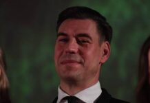 Дмитрий Дюжев удивил поклонников смелым крещенским фото 0a3dfc20-8ecb-4acd-82d4-5d11a9864213-67ccdf22