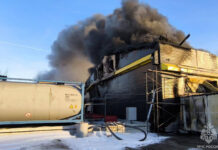 Оперативная работа пожарных спасла людей и имущество в Челябинске 3bfe8924-f2da-4279-871b-fced8e5eac5b-67d7fb53