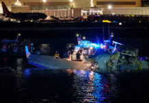 Авиационное происшествие над Вашингтоном 40bf86b2-a090-4ee3-8120-5ee0a4e2ad43-67eefbf0