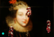 «Распространено заблуждение, что гранат — камень красного цвета» 42807e83-57a1-4dab-aed2-1e7b718e2dad-67d34bab