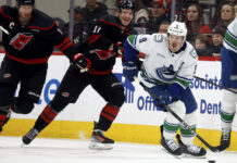 Блестящая победа Каролины в матче НХЛ благодаря российским хоккеистам 46ab3bb5-5f64-4657-9a2c-f61f495e4942-67d5464a