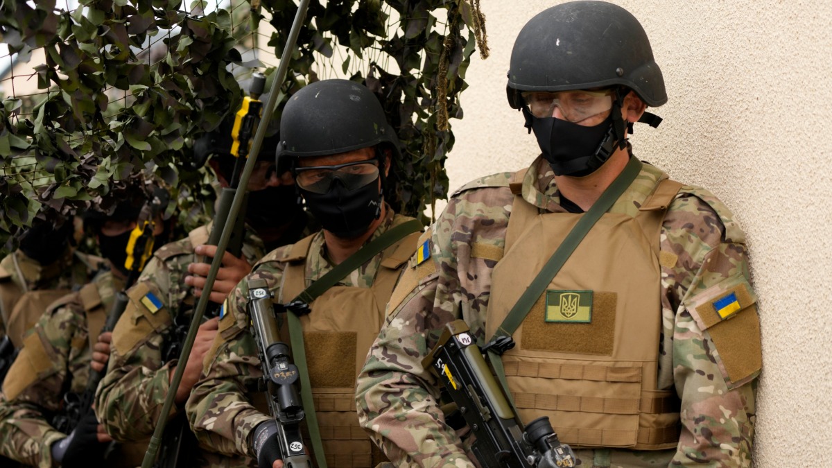 Военнослужащие ВС Украины на учениях