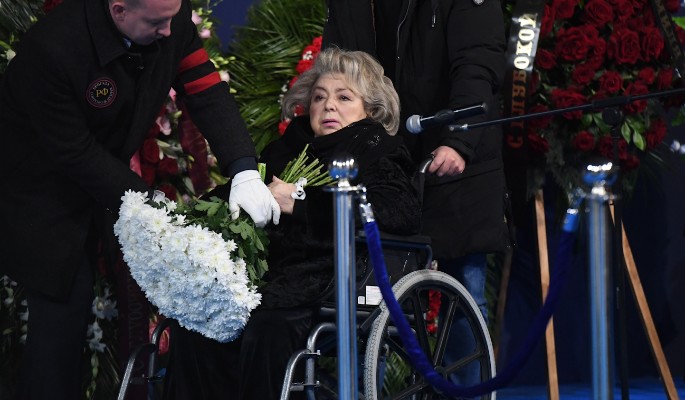 "Скорая может просто не доехать": врач об угрозе для жизни Тарасовой