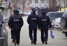 Оперативное раскрытие кражи в храме Владивостока 6fd24d00-45da-4ef1-9638-504878d92026-67dac816