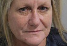 Правоохранители оперативно пресекли неподобающее поведение школьного педагога 926a0c88-4eae-42cf-8f42-ddf8c28c1344-67d78cdf