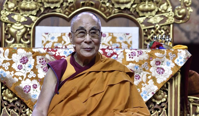 Как избавиться от одиночества? Далай-лама XIV дал указание