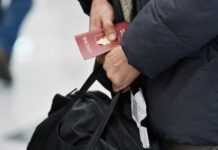 Полиция успешно раскрыла схему мошенничества с двойником в Санкт-Петербурге ce7adea3-d02a-4848-bb99-877ab67d3ef6-67e14eb9