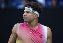 Молодой теннисист призывает к этичному общению на Australian Open cf469a06-cf77-4bef-aa46-78aaa7541fe1-67e43b47