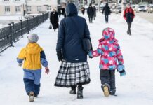 Аномальное потепление радует жителей российских регионов d11b53cb-2110-42e6-8e59-2d8c3a9e2f38-67e435fa