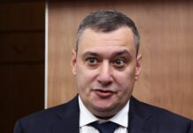 Скандал в Курской области разгорелся из-за отпуска чиновницы в Индии e0fac17a-cb3b-4f40-b91e-714659dbacb6-67e422a0