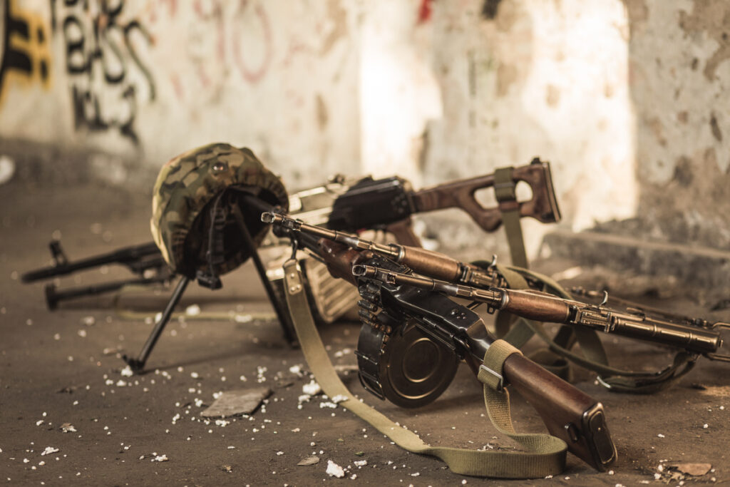 военное оружие