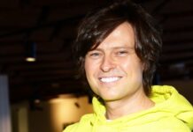 Шаляпин поделился яркими воспоминаниями об участии в музыкальном шоу 2a786256-9f2f-4335-b83e-a76e4f29d733-67f5323a