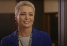 Невероятный музыкальный союз двух звезд разных поколений 358f2a7f-7660-456d-9a31-d7cfe6f16536-67fba45d