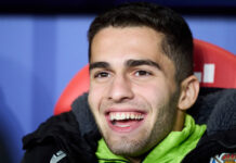 Представитель Захаряна поделился планами на возвращение футболиста 3669a1e6-d216-4367-9171-16d6e7925e39-67fd66b1